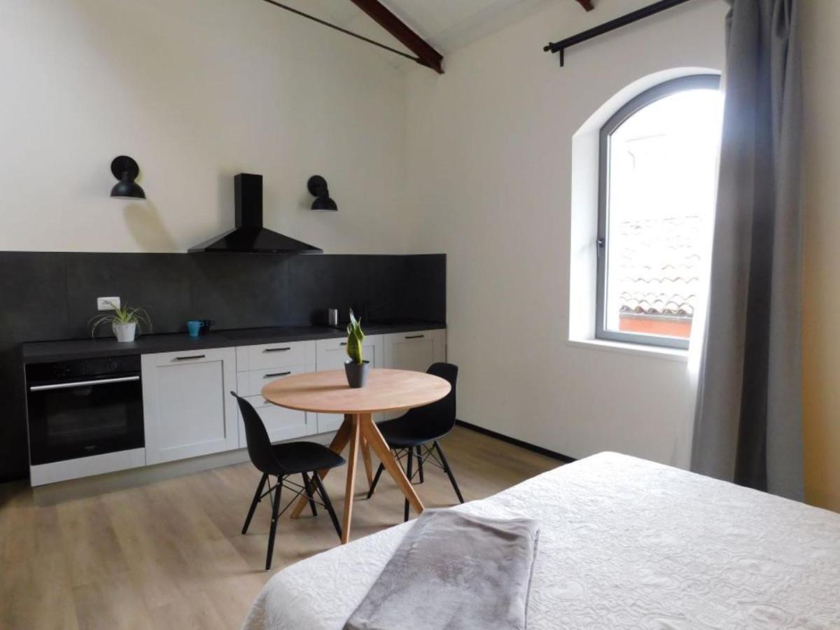 Piumaviola Beds & Apartments Πάρμα Εξωτερικό φωτογραφία